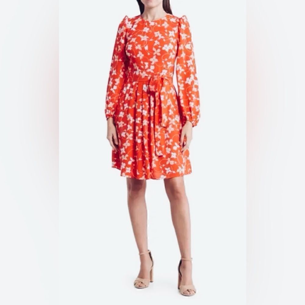 Eliza J floral dress size 6 NWT